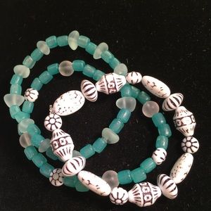 Sea Glass Turquiose & Bk/Wh Bracelet